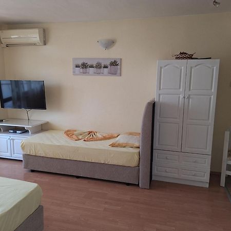Primorski Briz Guest House 프리모르스코 외부 사진
